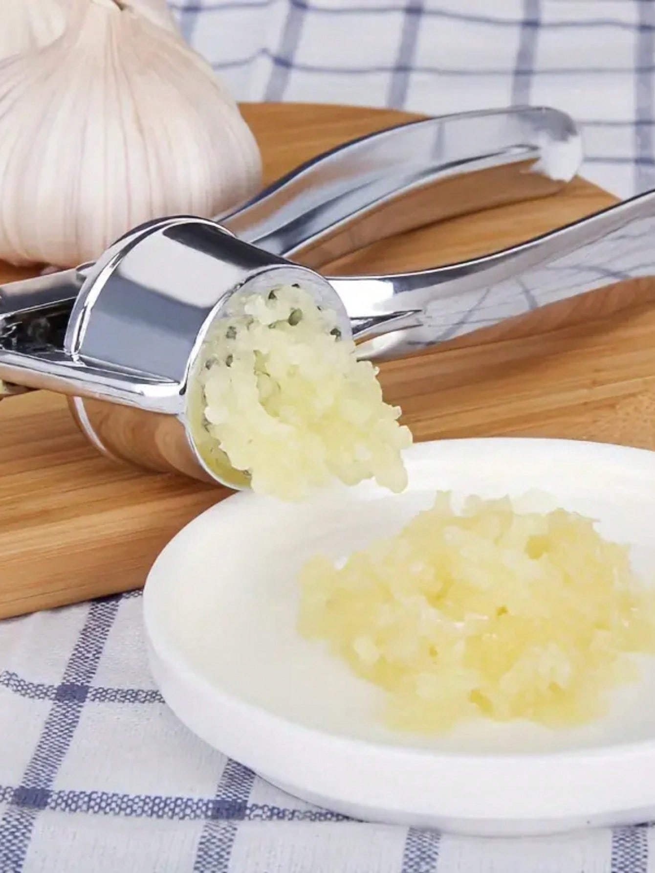Kitchen Garlic Press Crusher M - Kitchen Gadgets Garlic review and price